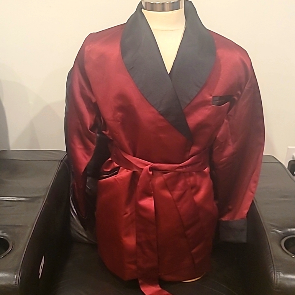 Duke & Digham Men's Smoking Jacket Sz L In Wine and Black  Design NWT